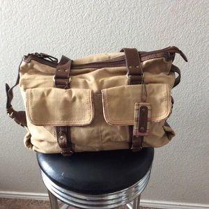 Relic canvas shoulder bag